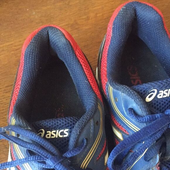 ASICS volleyball shoes size 7.5 - Picture 5 of 10